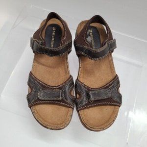Women's NATURALIZER Monteda Leather‎ Ankle Strap Brown Sport Sandals US Size 8M
